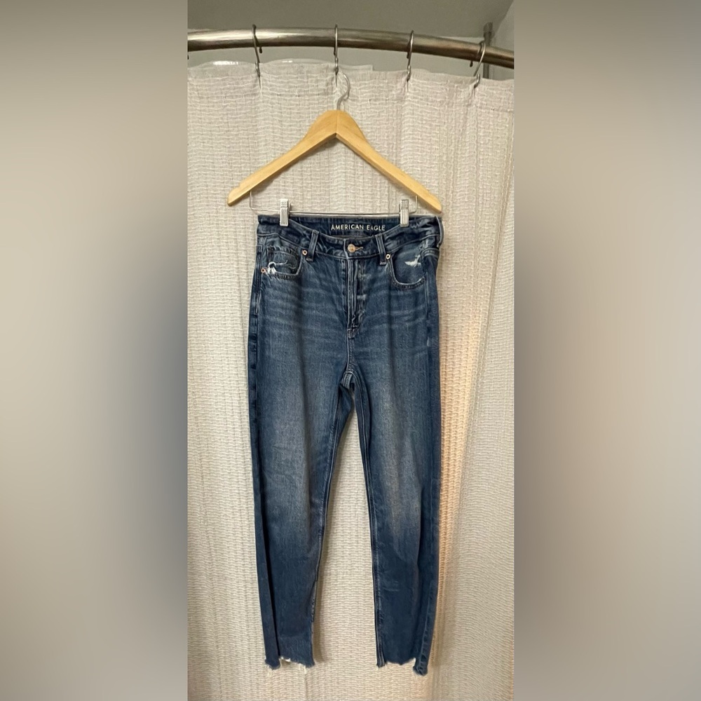 American Eagle Mom Jeans